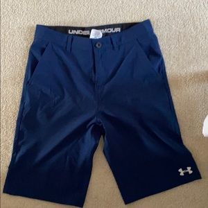 Under Armour golf shorts Boys size 18